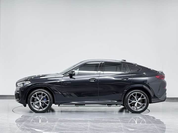 Фото 12 - BMW X6