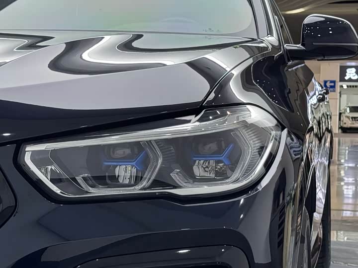 Фото 29 - BMW X6