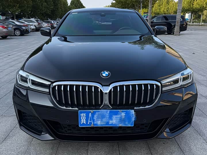 Фото 2 - BMW 5 Series