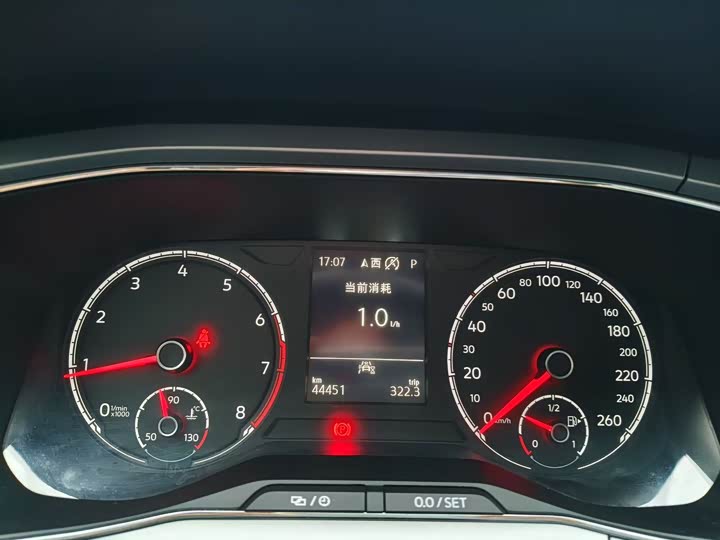 Фото 10 - Volkswagen T-Cross