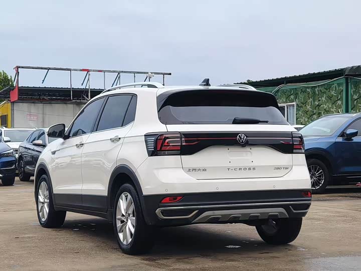 Фото 7 - Volkswagen T-Cross