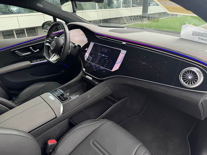 Фото 16 - Mercedes-Benz EQS AMG