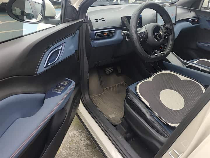 Фото 16 - BYD Seagull