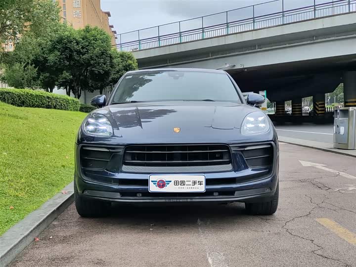 Фото 2 - Porsche Macan
