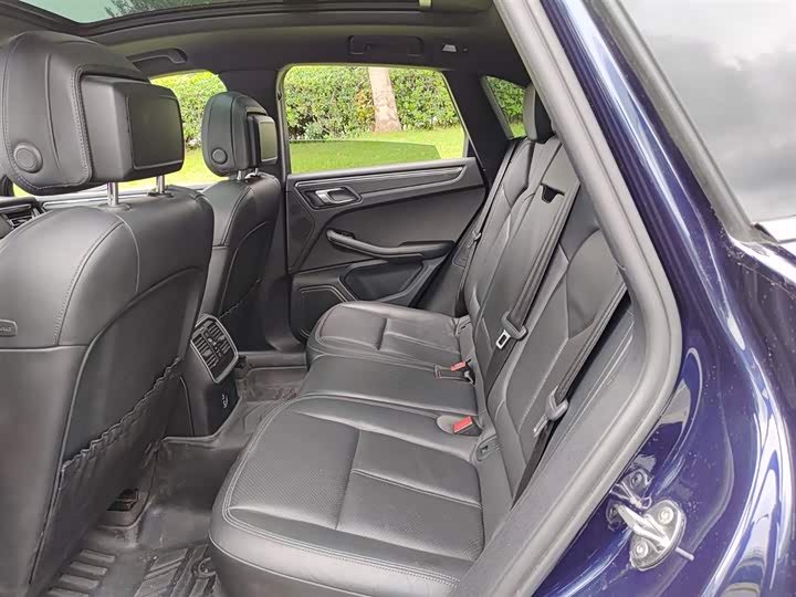 Фото 8 - Porsche Macan