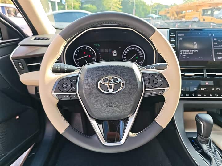 Фото 13 - Toyota Avalon