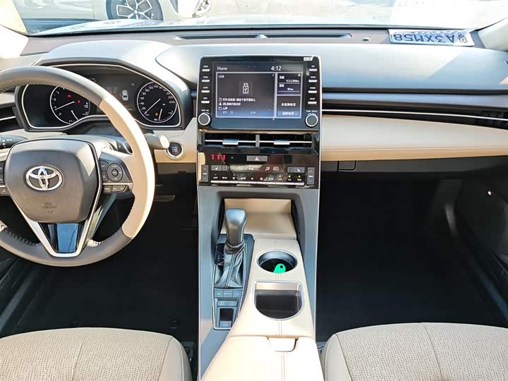 Фото 17 - Toyota Avalon