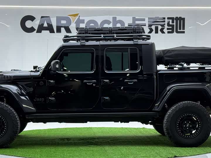 Фото 2 - Jeep Gladiator