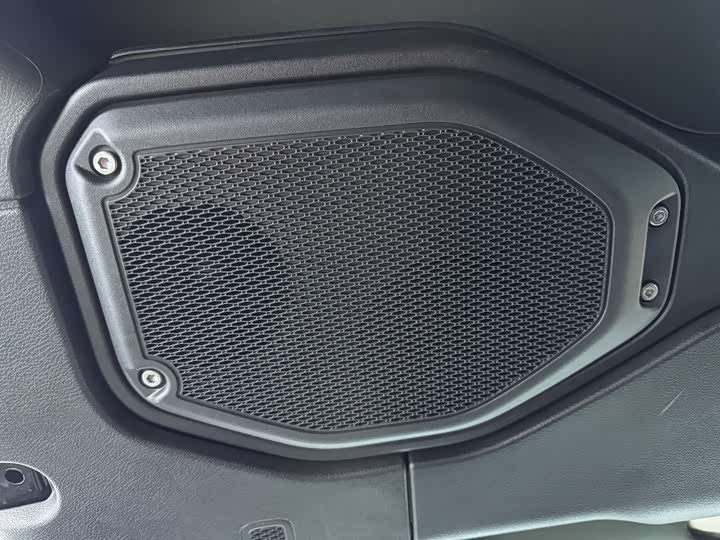 Фото 9 - Jeep Gladiator