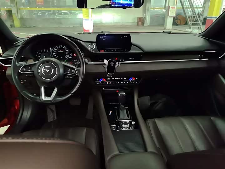 Фото 10 - Mazda Atenza