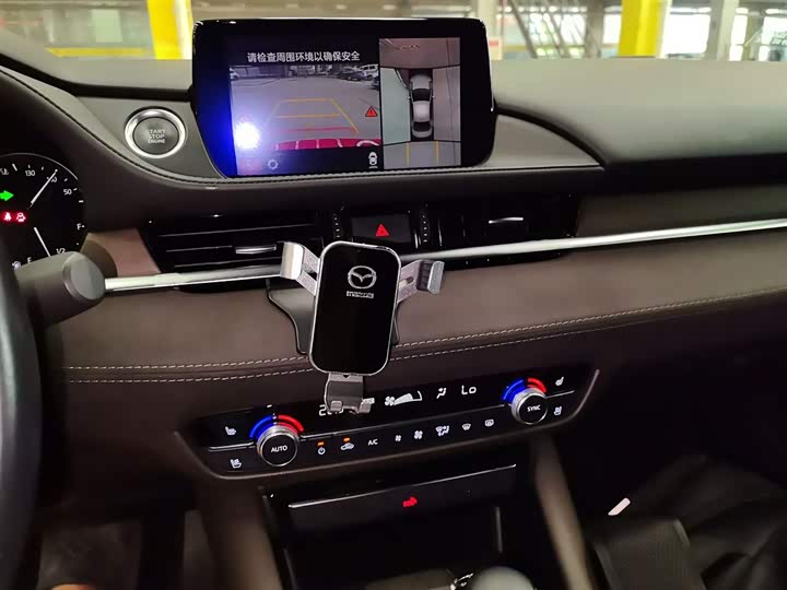 Фото 13 - Mazda Atenza