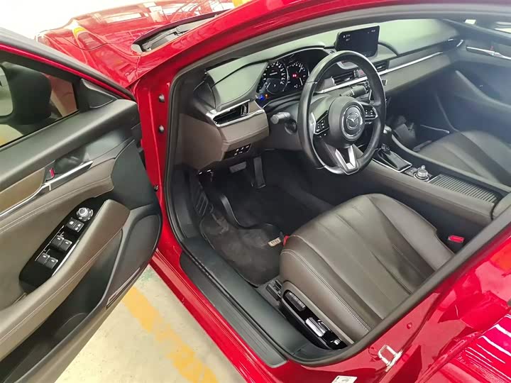 Фото 16 - Mazda Atenza