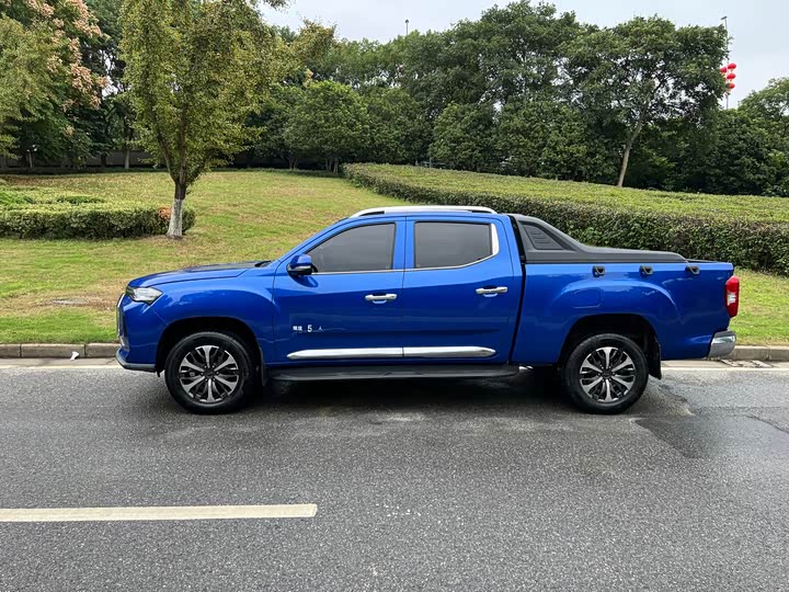 Фото 3 - Maxus T90