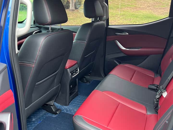 Фото 9 - Maxus T90