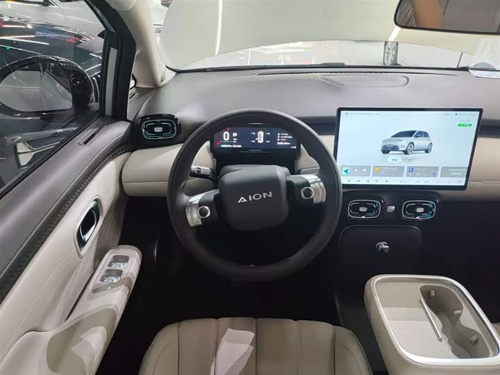 Фото 10 - GAC Aion UT