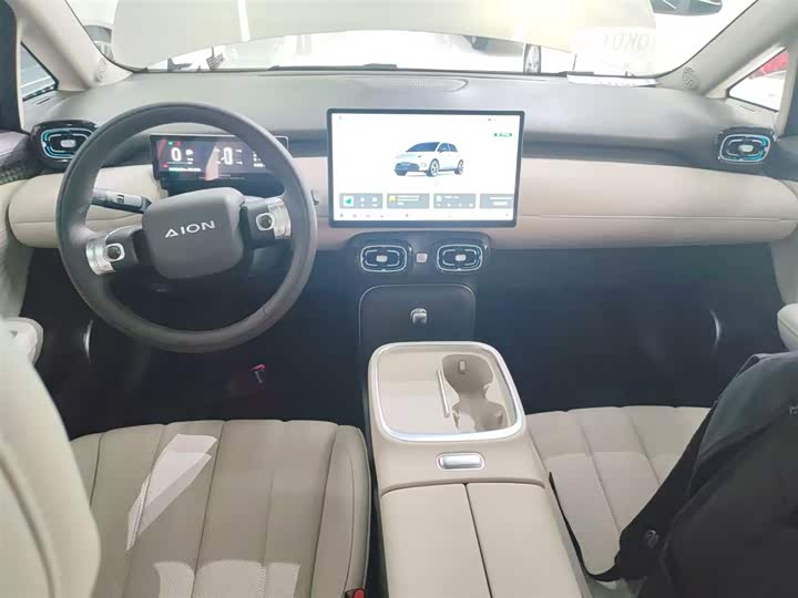 Фото 9 - GAC Aion UT