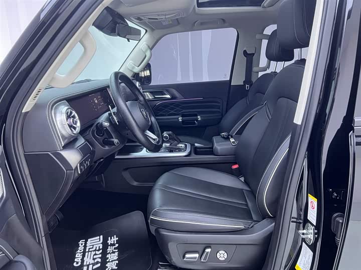 Фото 14 - Tank 300