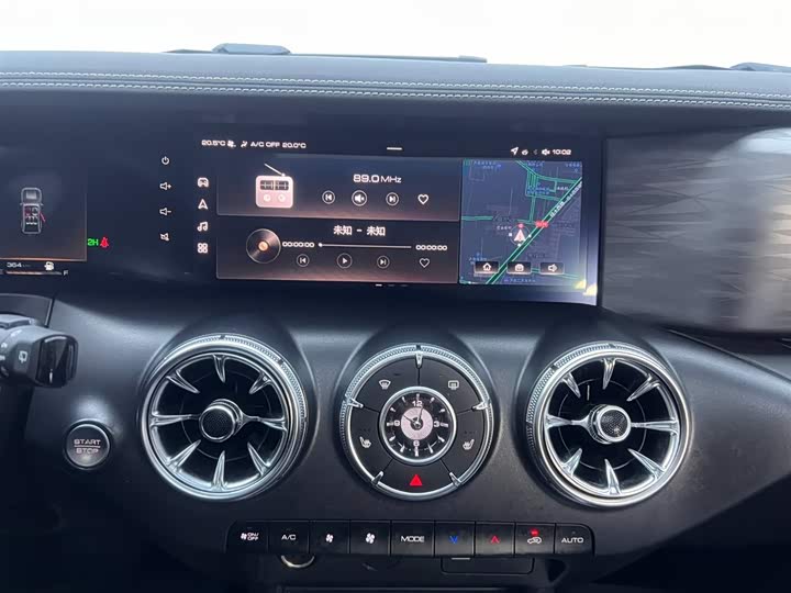 Фото 24 - Tank 300