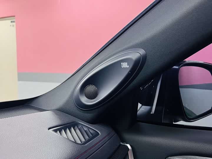 Фото 10 - Toyota Crown Kluger