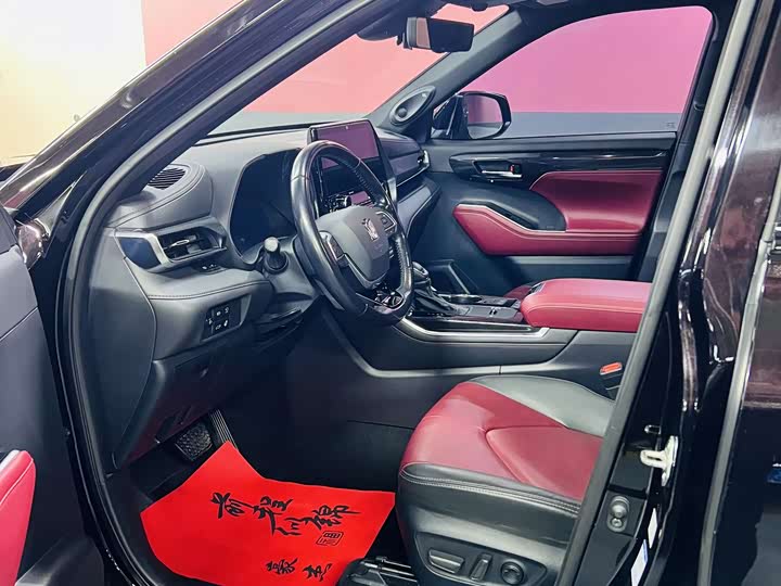 Фото 19 - Toyota Crown Kluger