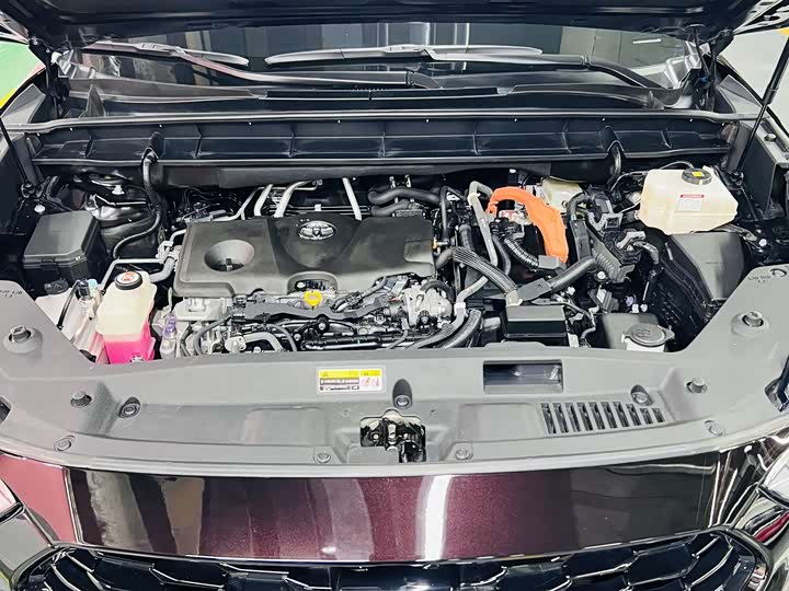 Фото 8 - Toyota Crown Kluger