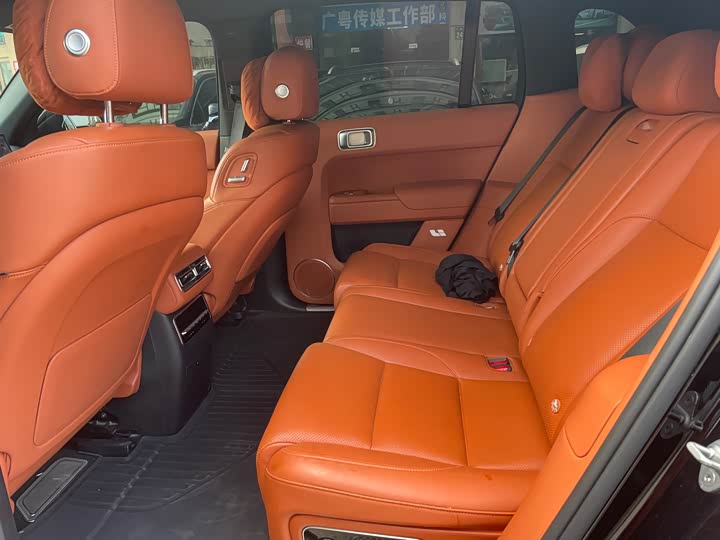 Фото 10 - LiXiang L7