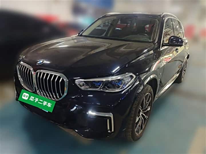 Фото 16 - BMW X5