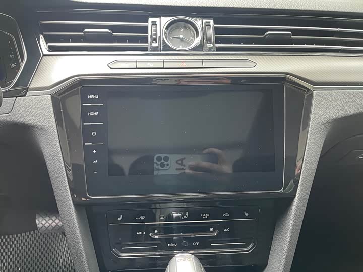 Фото 14 - Volkswagen Magotan