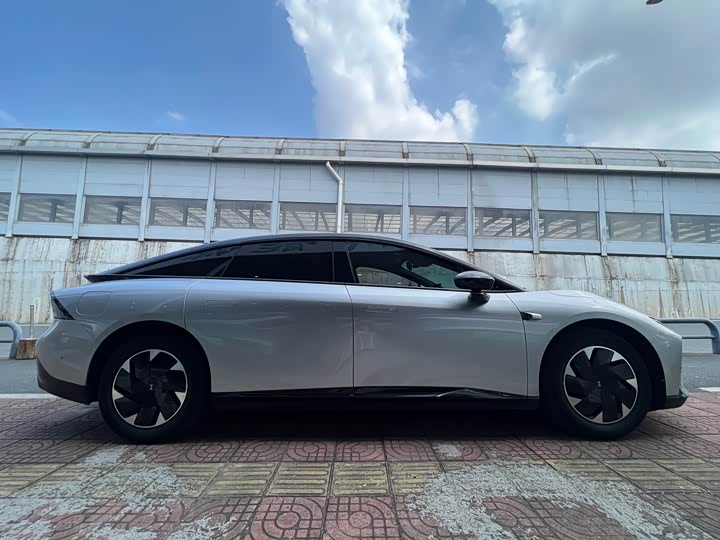 Фото 6 - XPeng F57