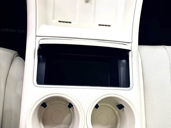 Фото 15 - Luxeed R7