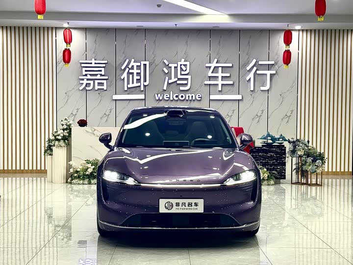 Фото 2 - Luxeed R7