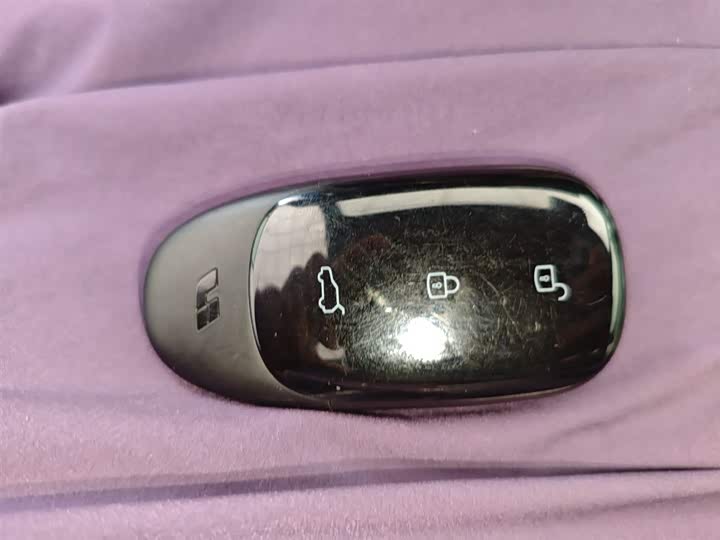 Фото 12 - LiXiang One