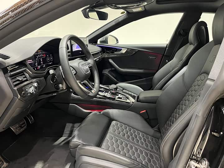 Фото 15 - Audi RS 5