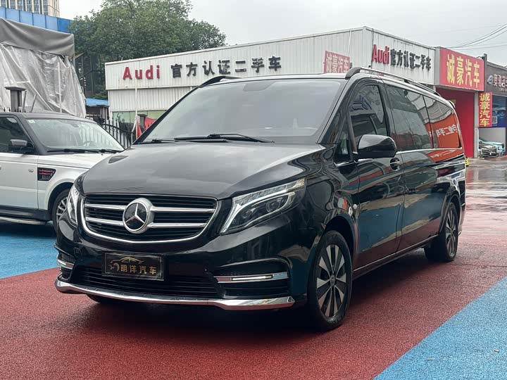 Фото 1 - Mercedes-Benz Vito