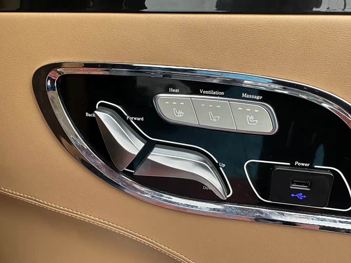 Фото 17 - Mercedes-Benz Vito