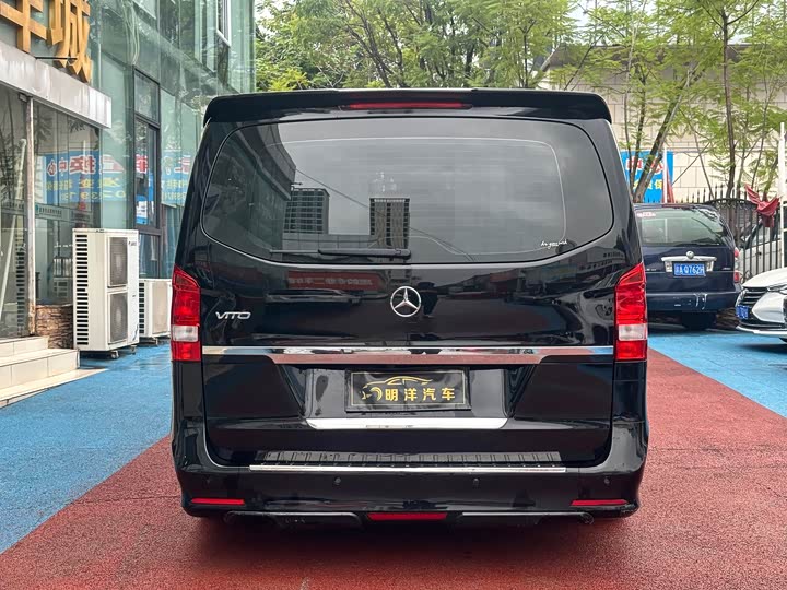 Фото 4 - Mercedes-Benz Vito