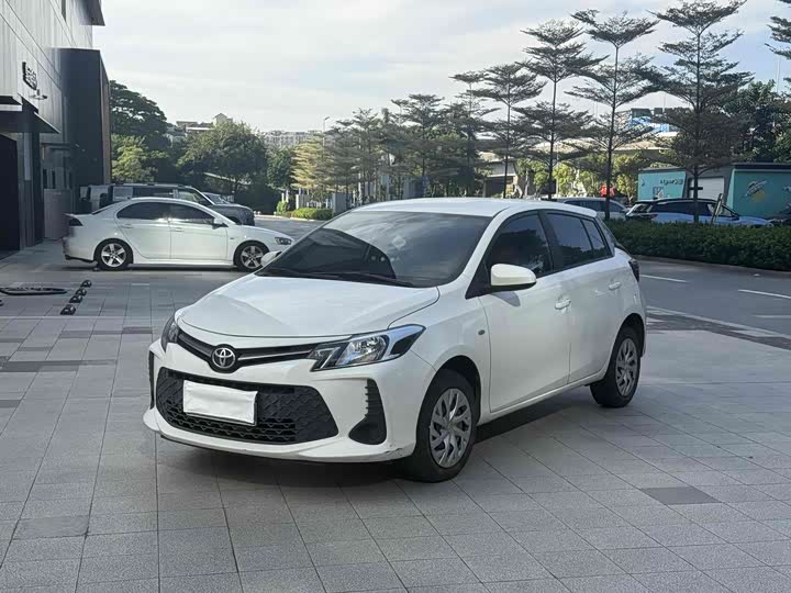 Фото 1 - Toyota Vios FS