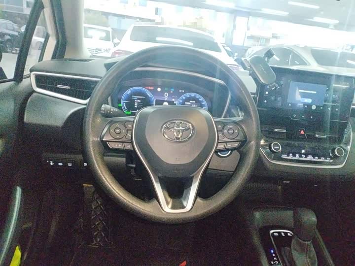 Фото 14 - Toyota Levin