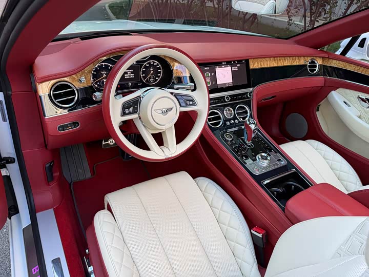 Фото 5 - Bentley Continental GT