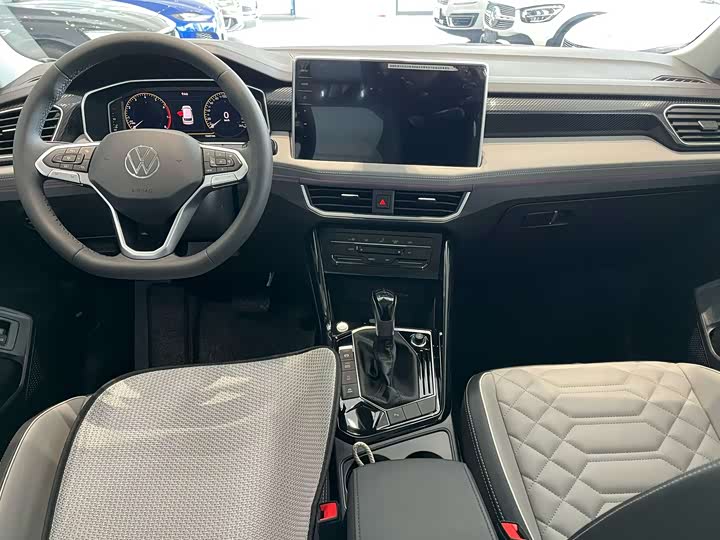 Фото 9 - Volkswagen Tayron