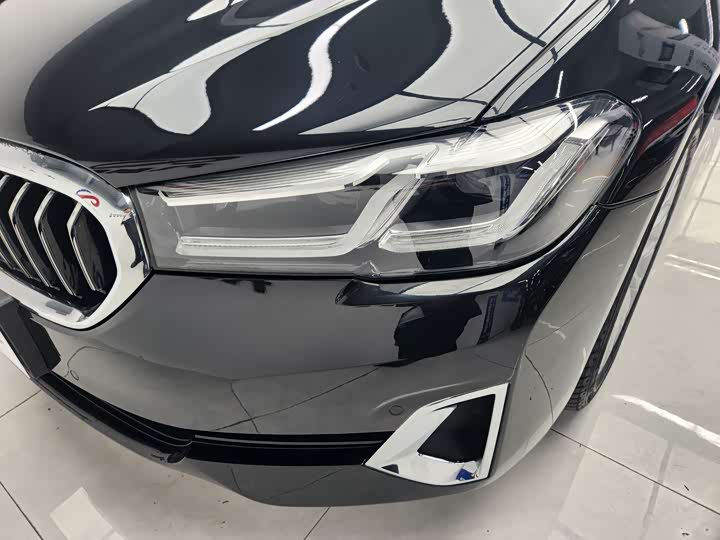 Фото 9 - BMW 5 Series