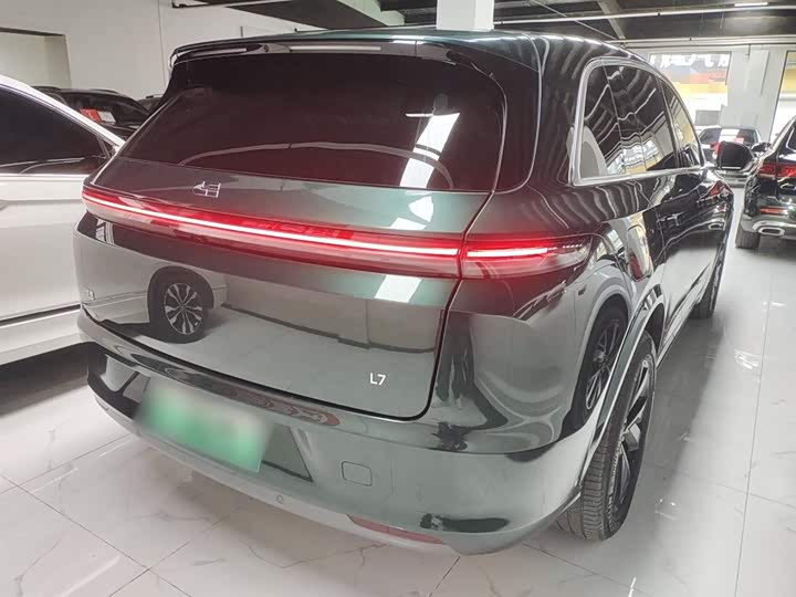 Фото 7 - LiXiang L7