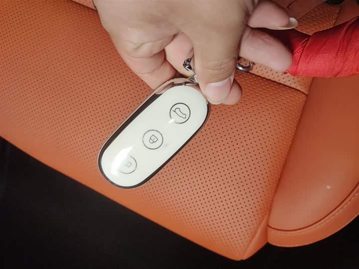 Фото 9 - LiXiang L7