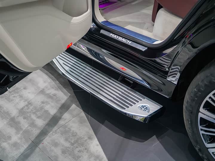 Фото 12 - Mercedes-Benz Maybach GLS