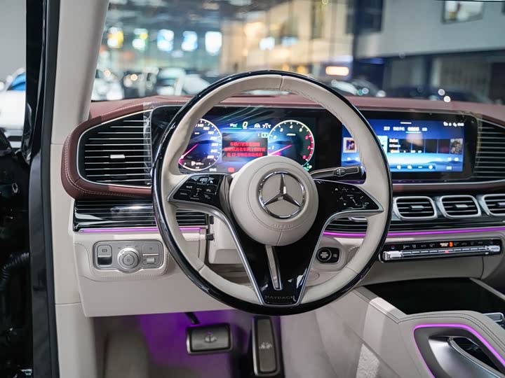 Фото 16 - Mercedes-Benz Maybach GLS