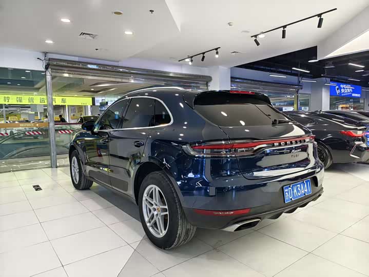 Фото 17 - Porsche Macan