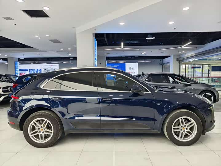 Фото 19 - Porsche Macan