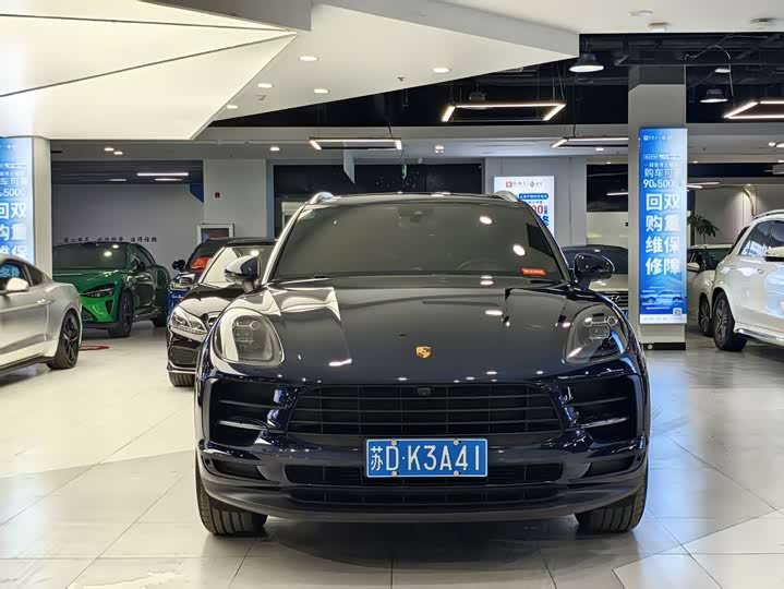 Фото 2 - Porsche Macan