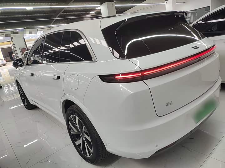 Фото 5 - LiXiang L7