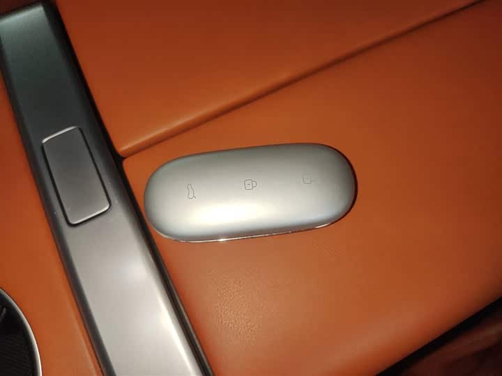 Фото 9 - LiXiang L7